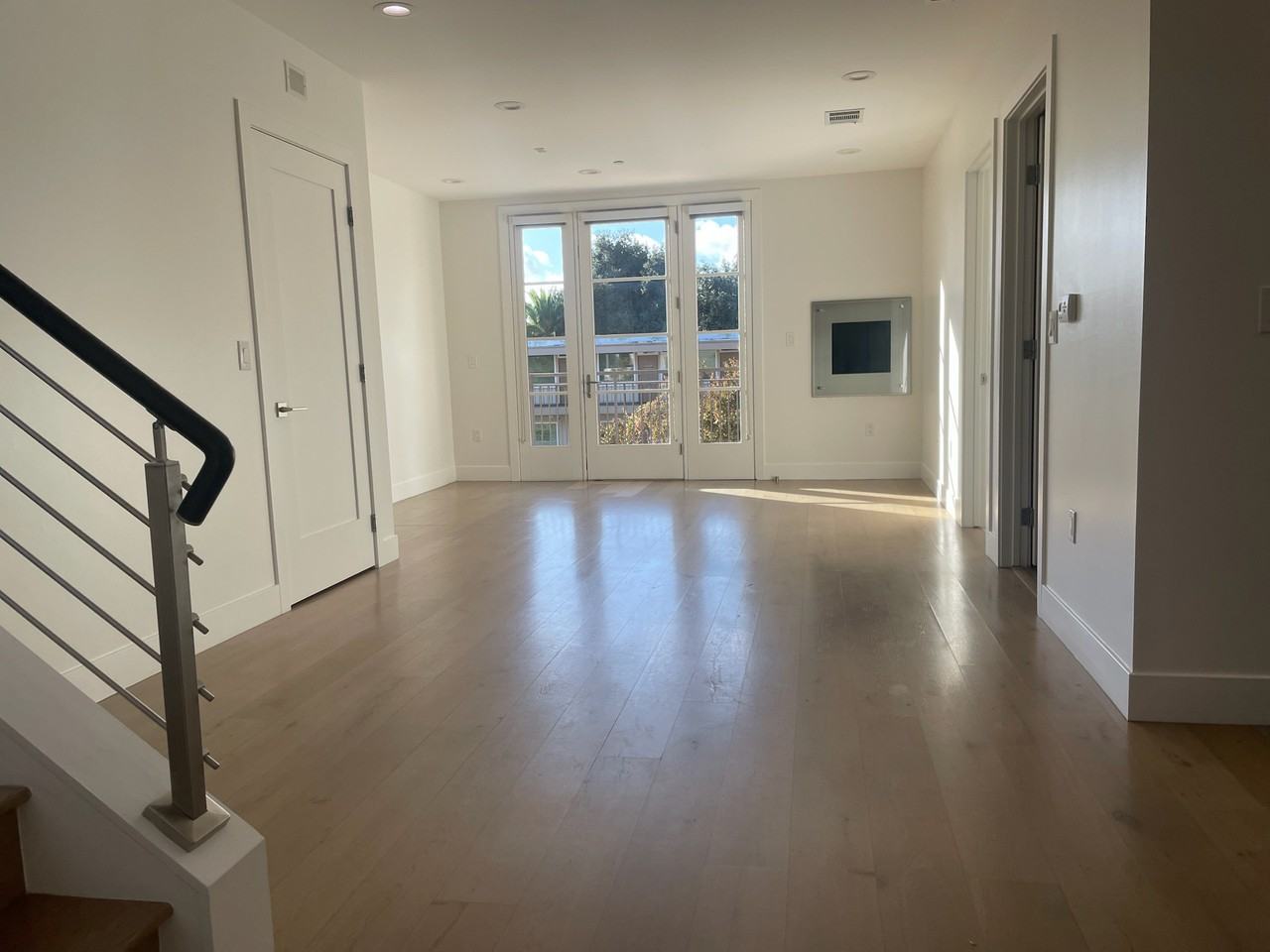 Los Altos Gardens II LP Apartments 960 North San Antonio Road 221