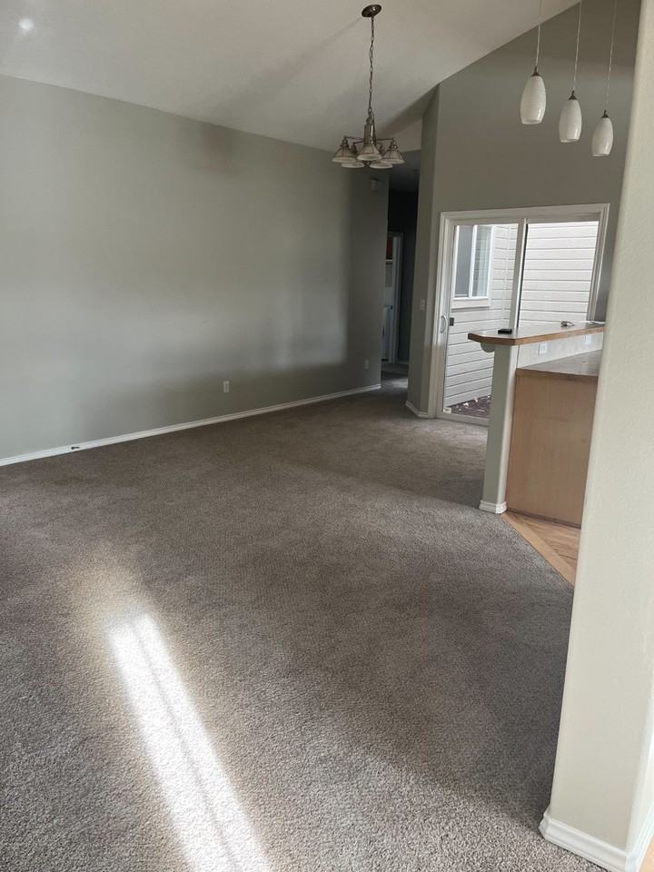 2664 E Bridgecreek Dr #2664 - Photo 4 of 19