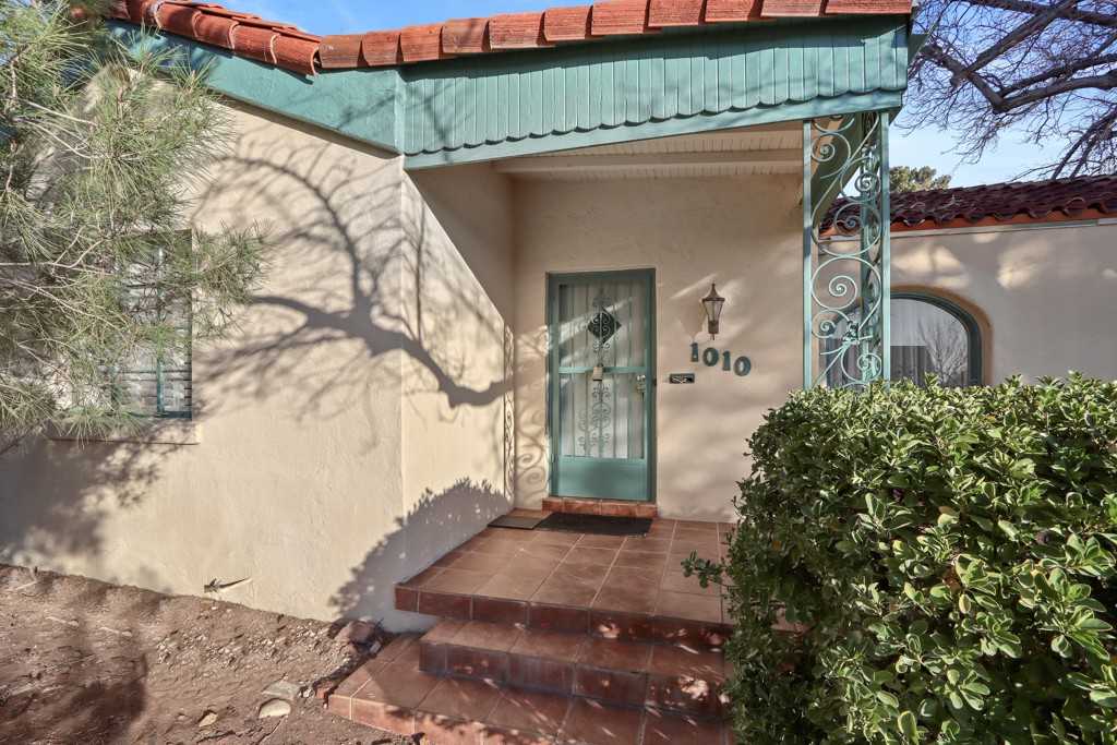 1010 Blanchard Ave #1 - Photo 3 of 45