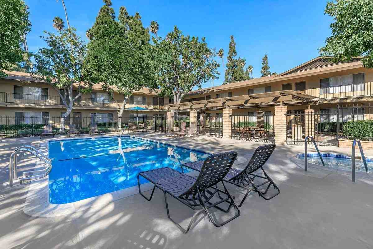 1640 W Ball Rd - Photo 3 of 50