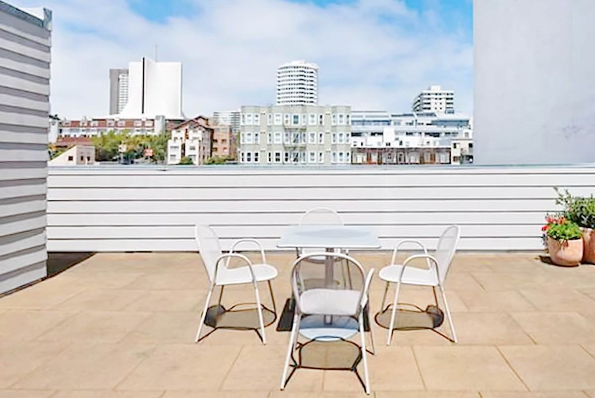 1120 Elm St - Photo 2 of 16