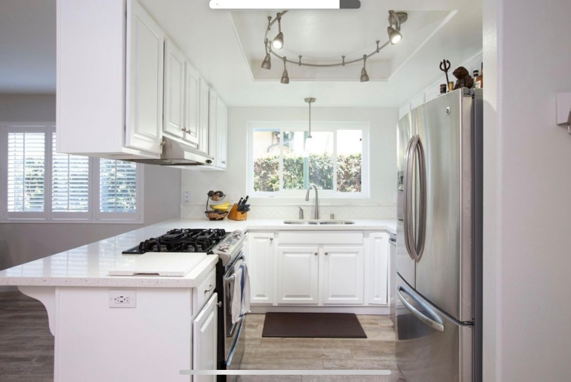 564 9th St - Photo 4 of 22