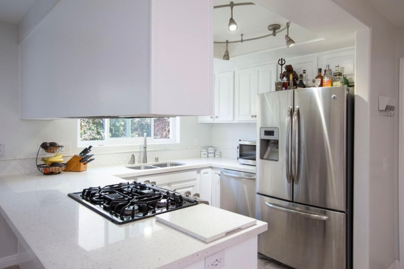 564 9th St - Photo 5 of 22