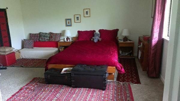 1276 Sharon Park Dr - Photo 3 of 8