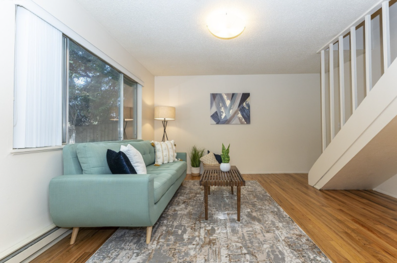 2536 Se 29th Ave - Photo 3 of 21