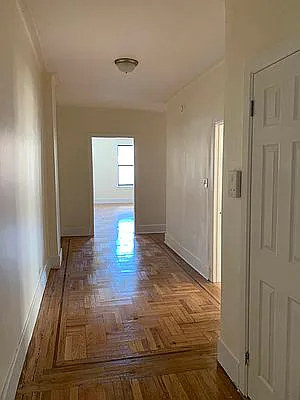 2024 Benedict Ave #5E - Photo 2 of 3