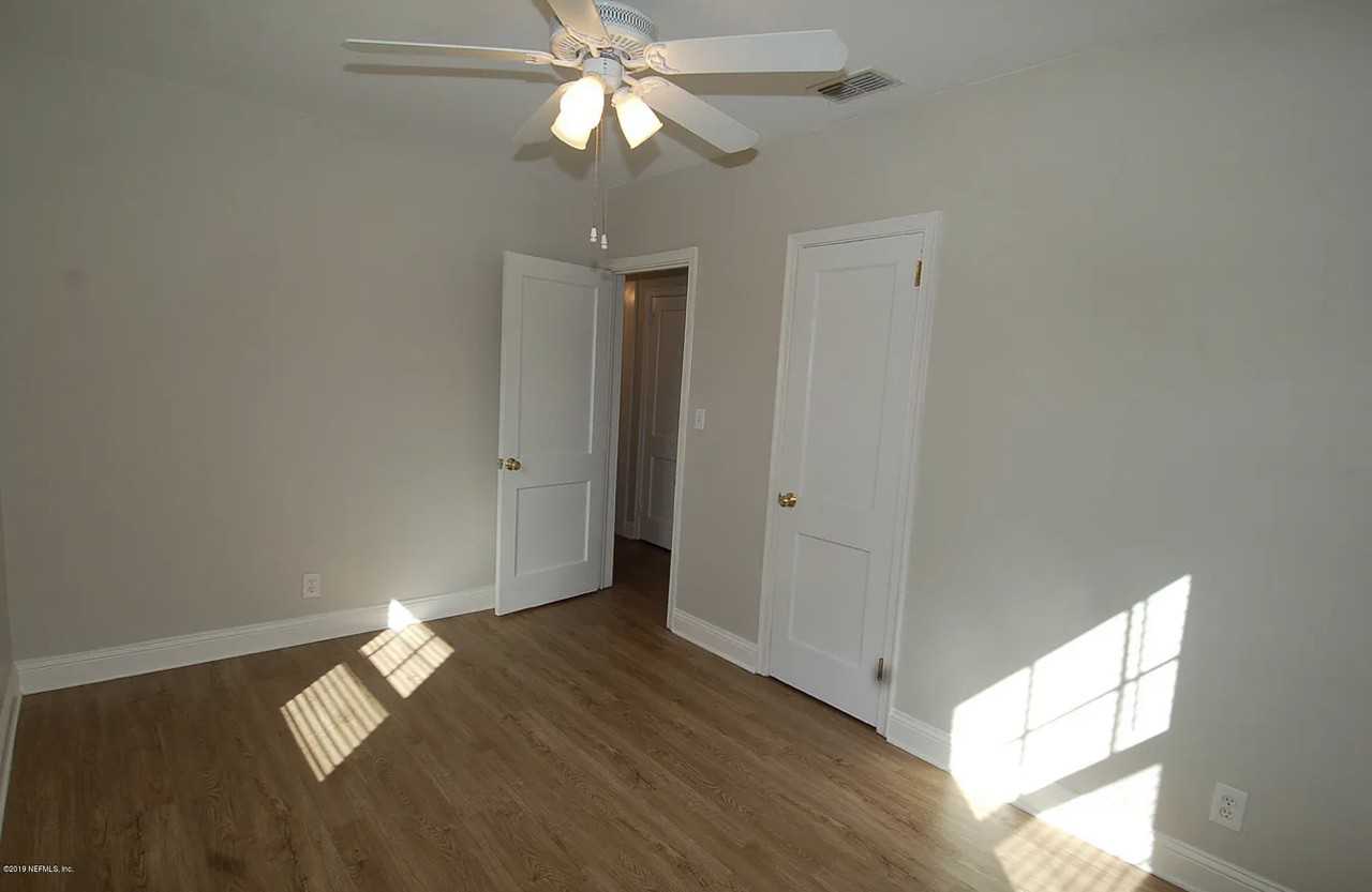 1105 10th St N #1 - Photo 5 of 11