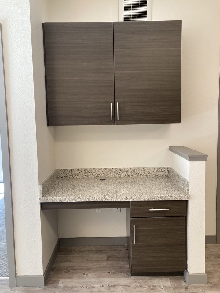 3300 Pearl Street 2007 - Photo 2 of 25