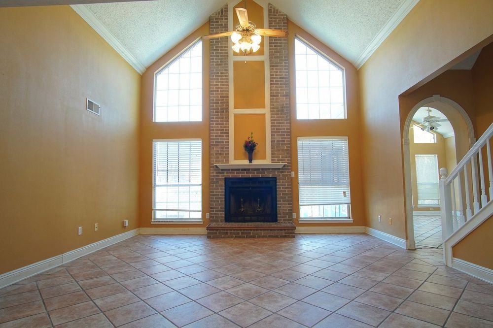 4710 Baywind Dr - Photo 3 of 27