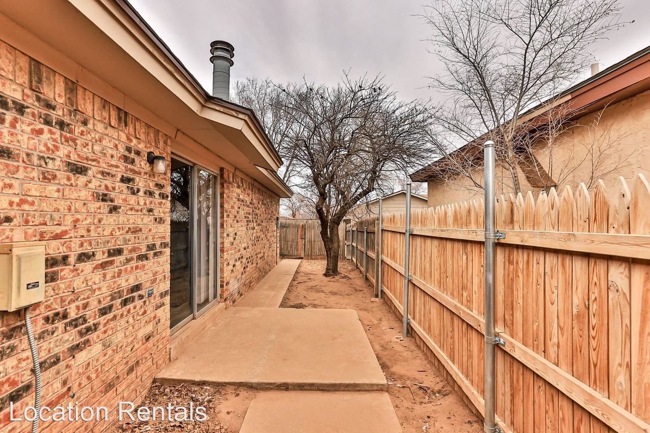 6106 38th Street - Photo 3 of 13
