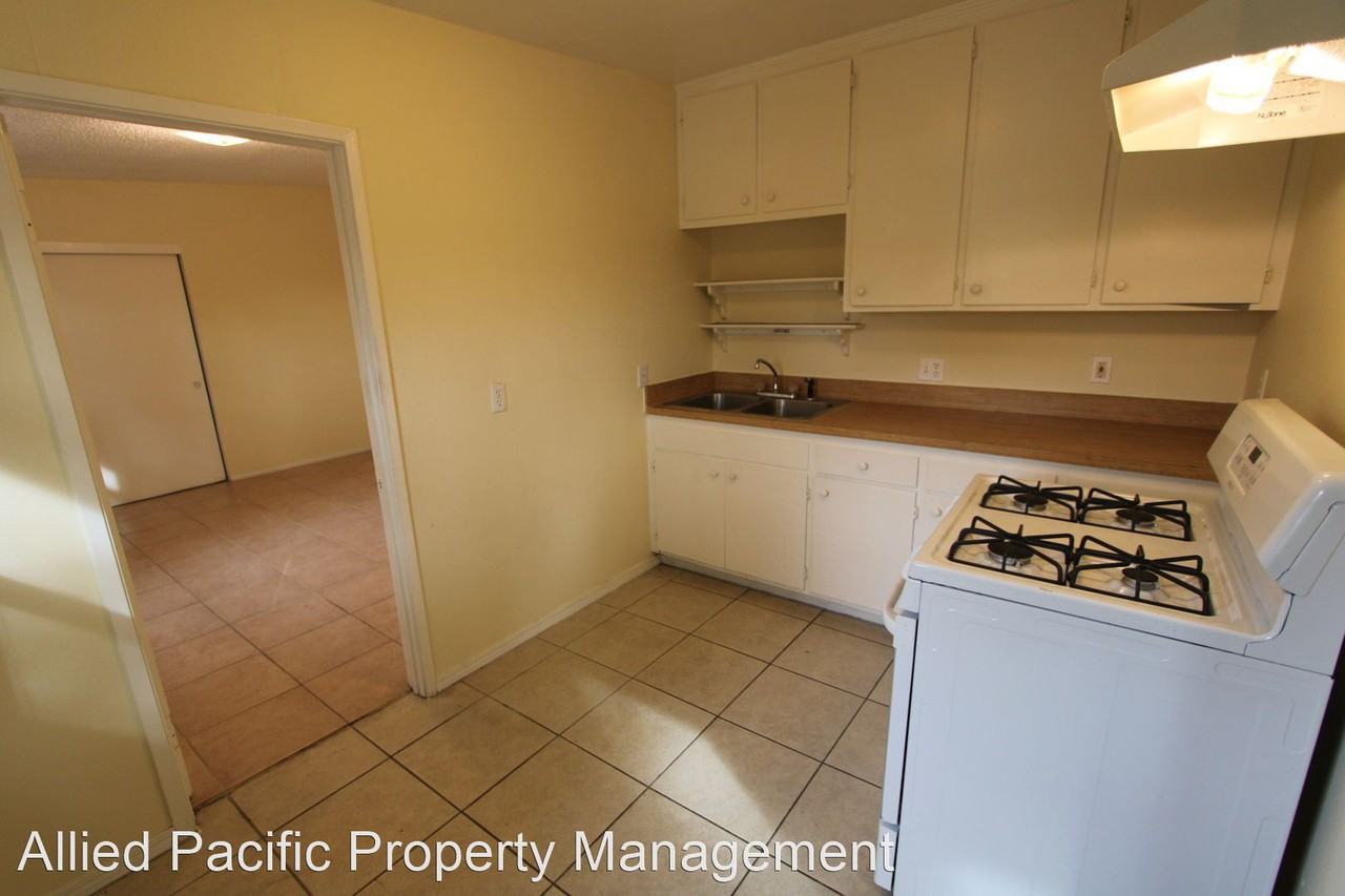 3891 Locust St. - Photo 3 of 11