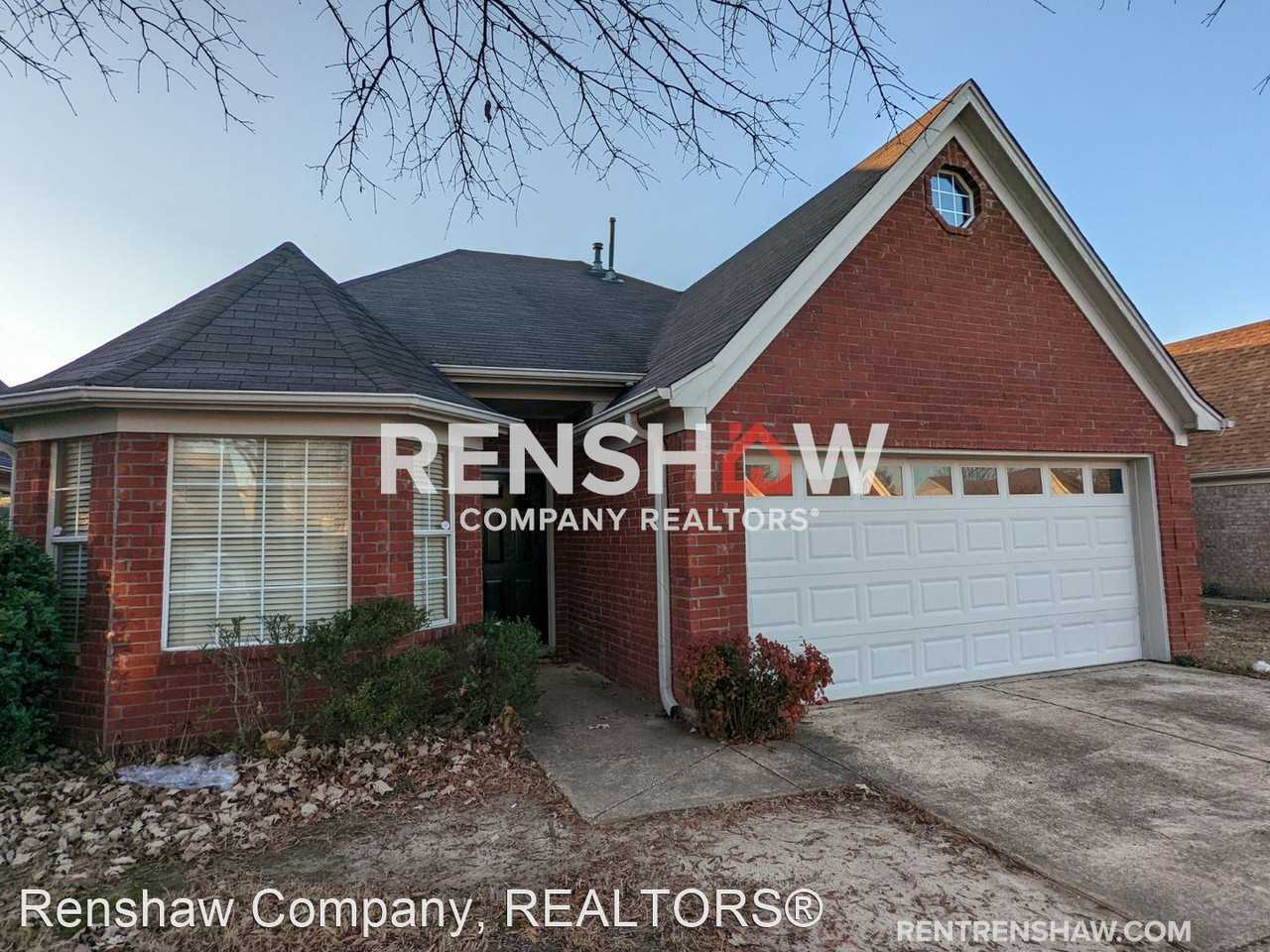8255 Cross Point Dr - Photo 2 of 26