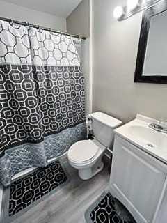 Gary Ct Nw - Photo 2 of 24