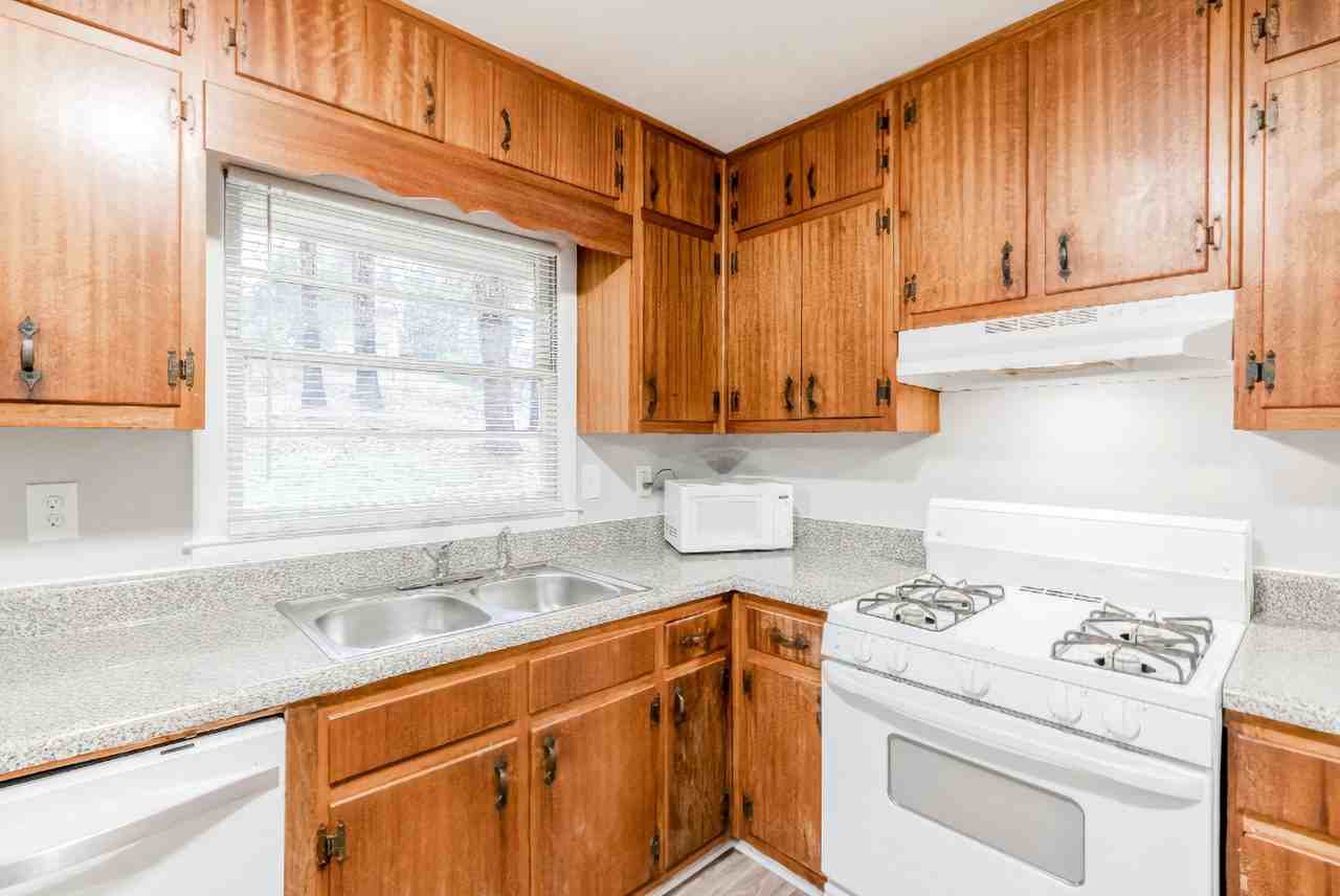 Knollview Ct - Photo 5 of 19