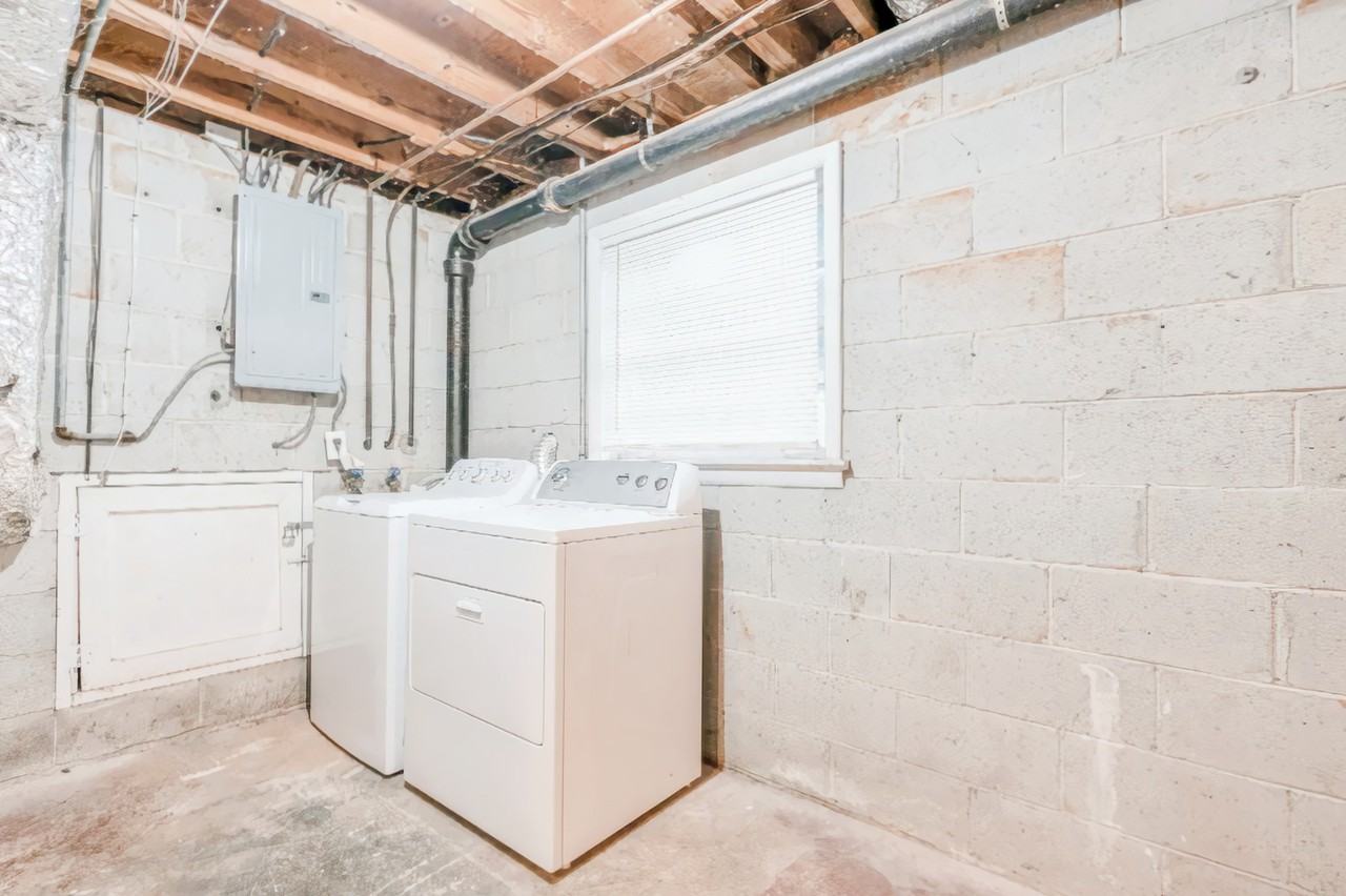 Knollview Ct - Photo 6 of 19