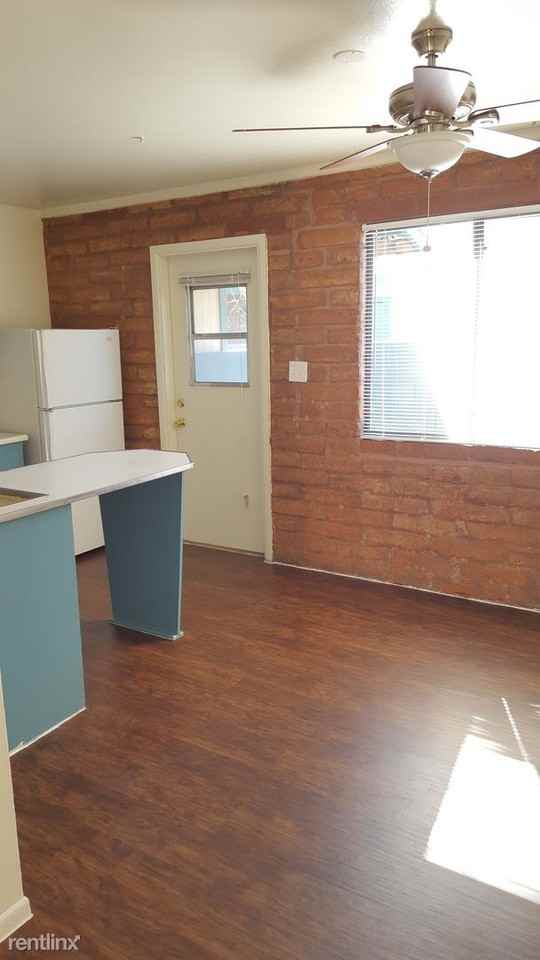 4-plex Single Level Units - Credit Friendly - Photo 2 of 5