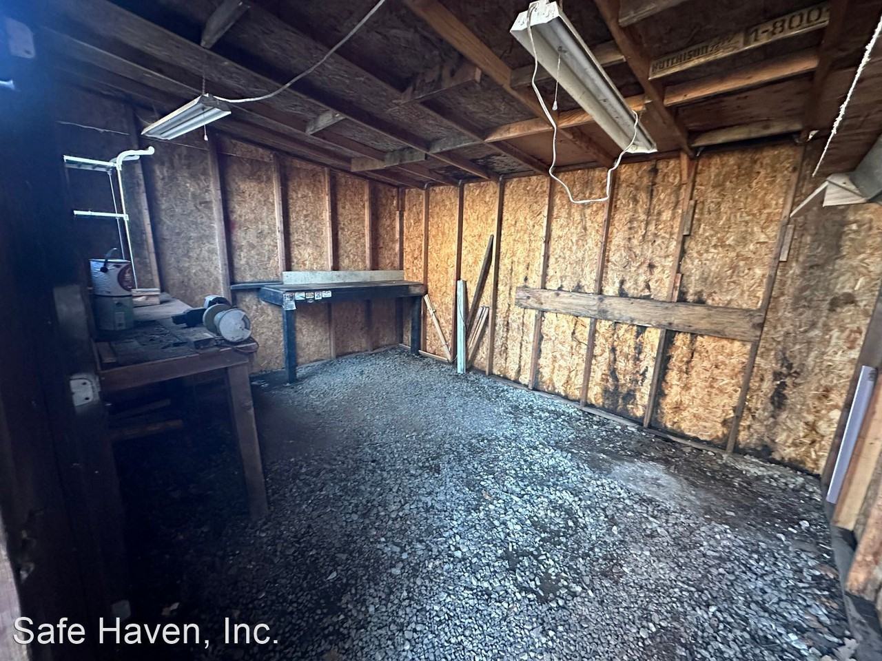 12077 Hatch Ln Se - Photo 3 of 12