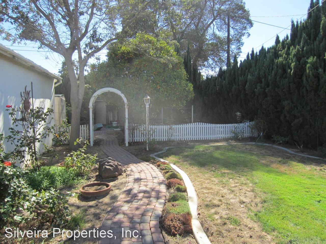 624 E El Camino St - Photo 2 of 4