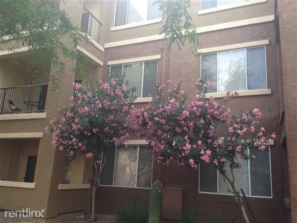 I-17 north of the 101 - Photo 2 of 14