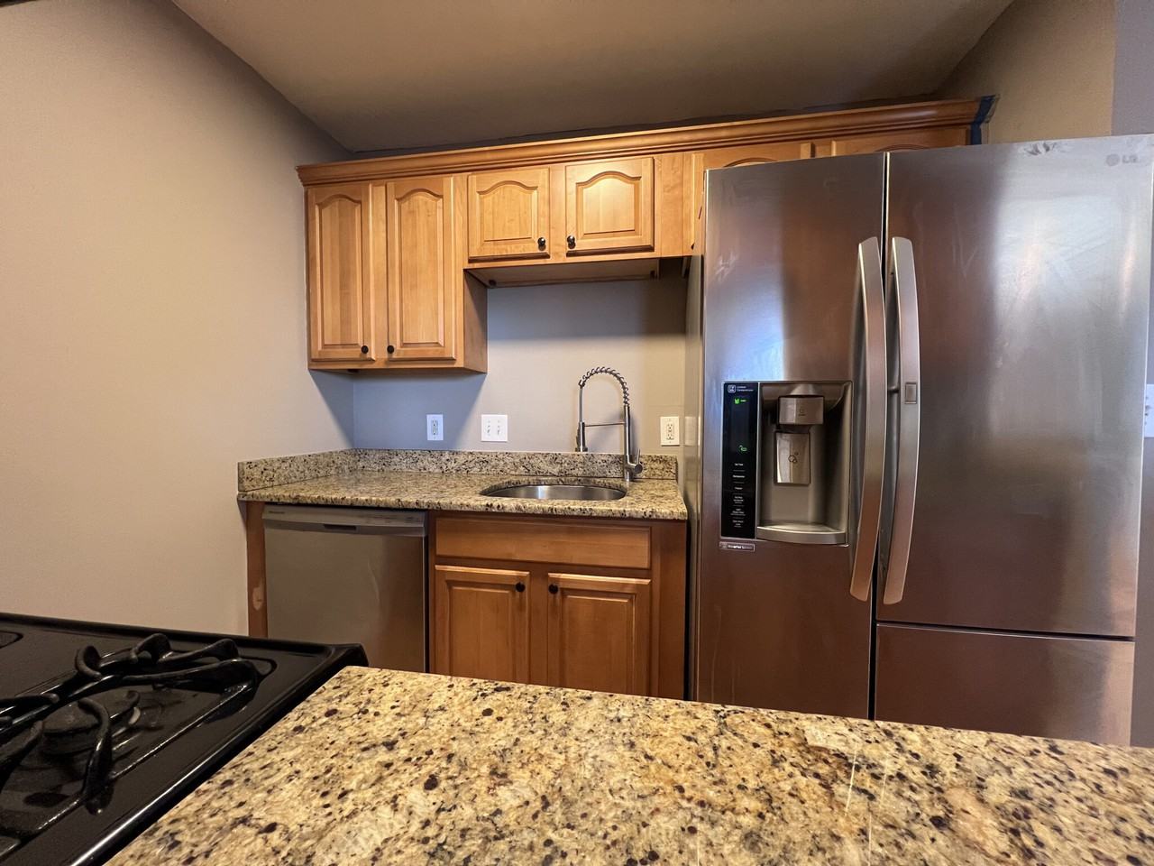 Shelby St #4 - Photo 3 of 22