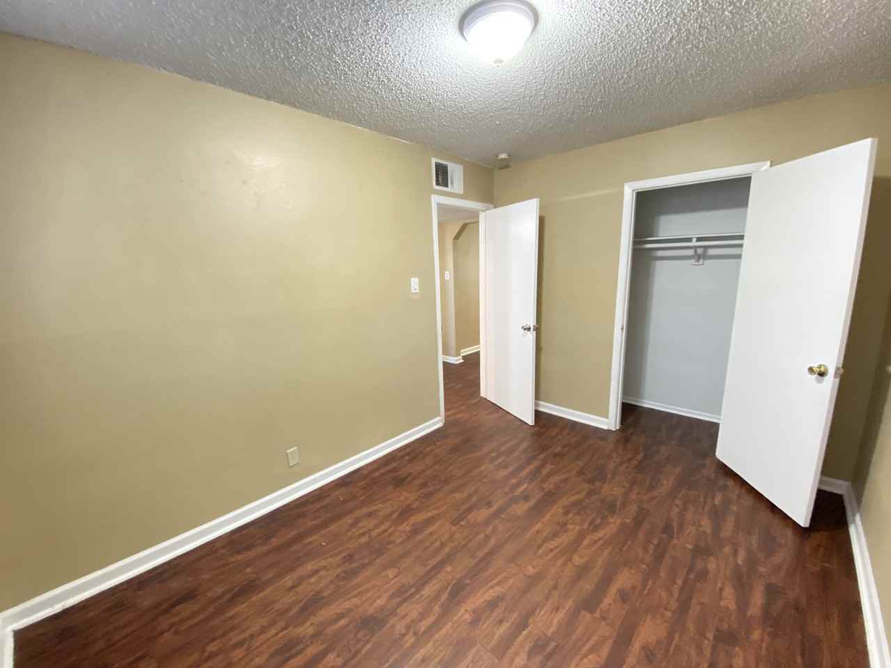 2907 Observation Dr - Photo 2 of 4