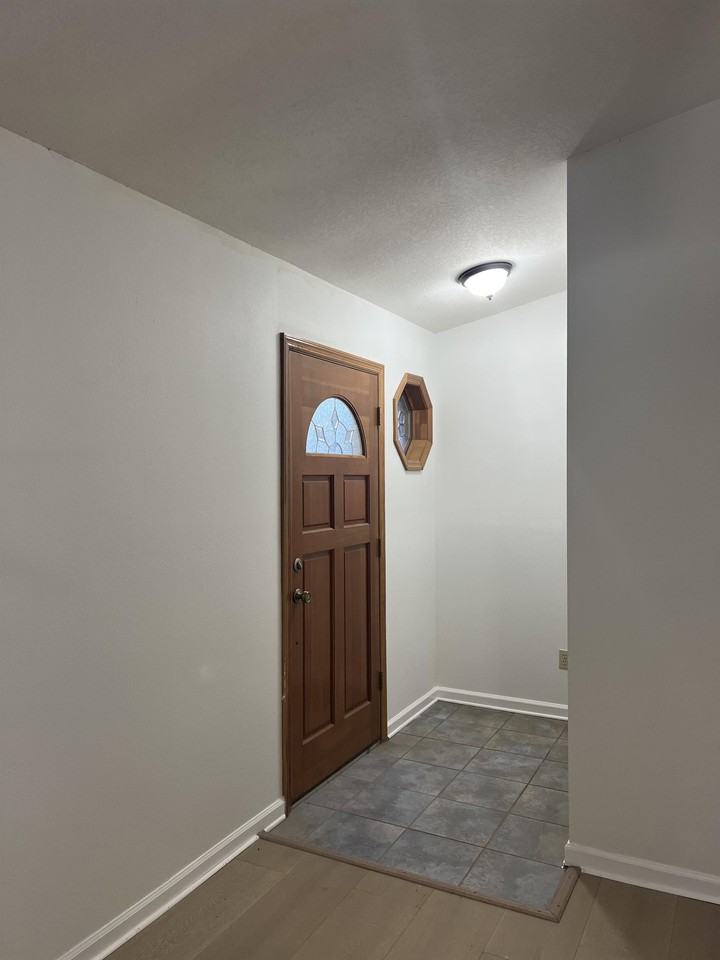 2733 Masterson Ln #1 - Photo 2 of 17