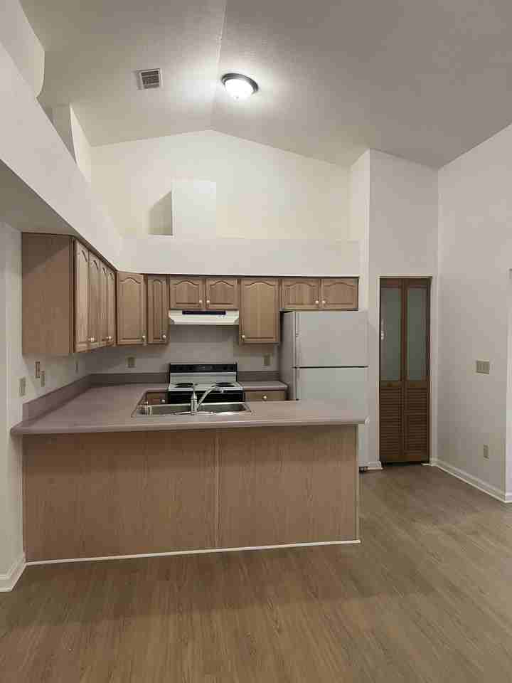 2733 Masterson Ln #1 - Photo 6 of 17