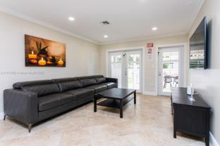 714 Harrison St - Photo 1 of 1