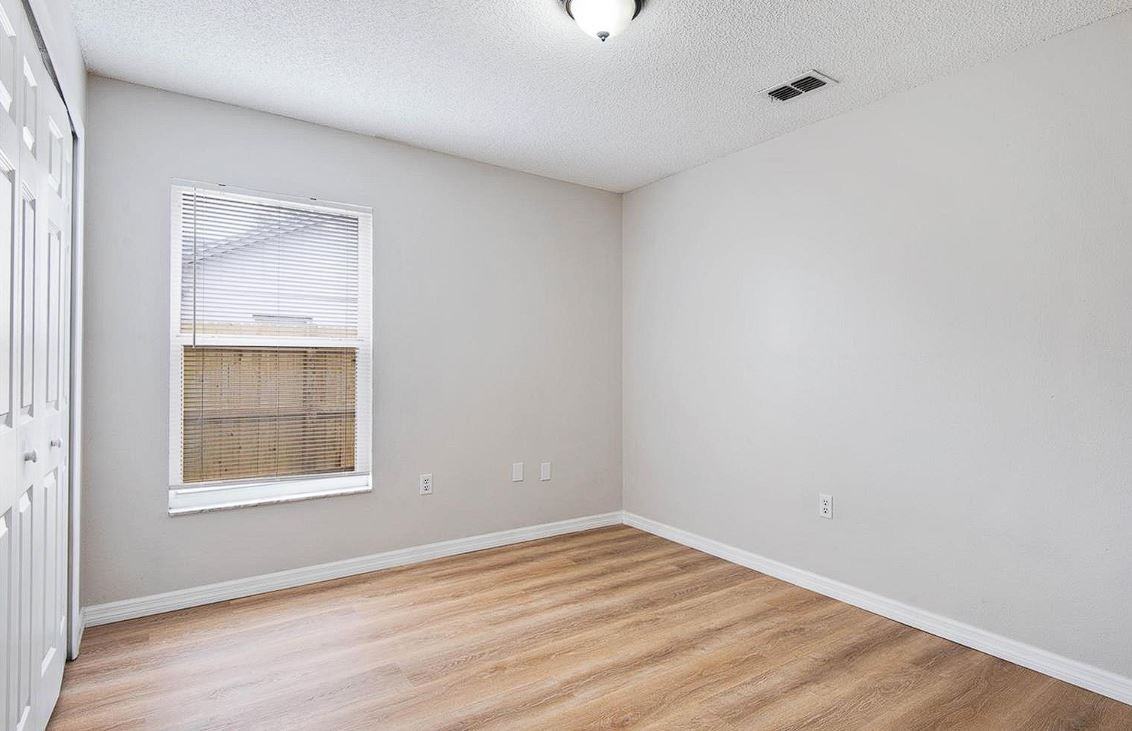 4107 11th Ave E #1 - Photo 4 of 37
