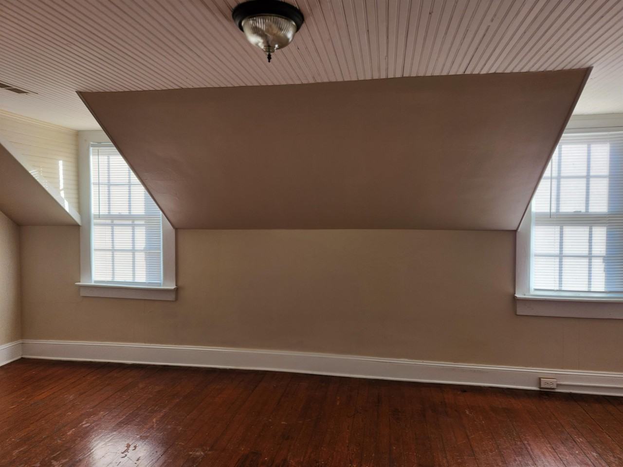 132A Euclid St #1 - Photo 2 of 9