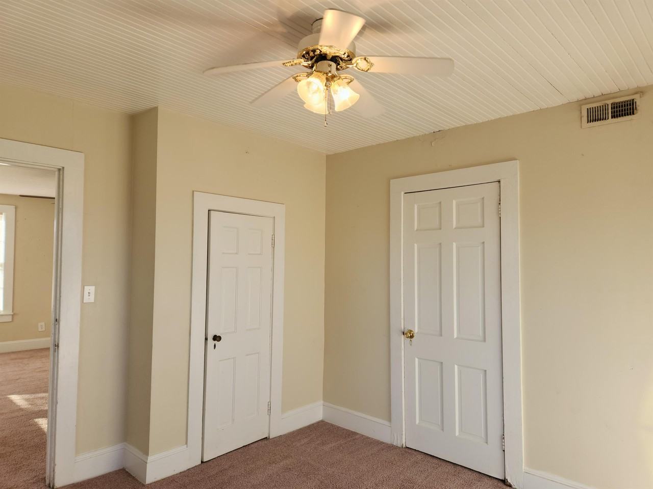 132A Euclid St #1 - Photo 6 of 9