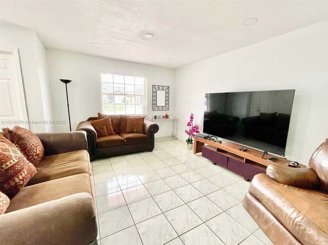 14985 Sw 58th St #14985 - Photo 3 of 8
