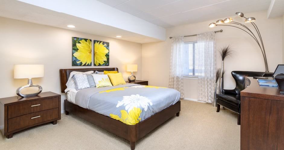 Embassy Park Apartments - Photo 5 of 42