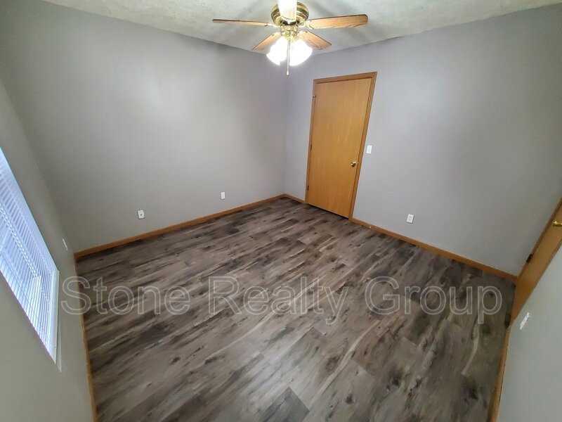 2316 7th Ave - Photo 5 of 10