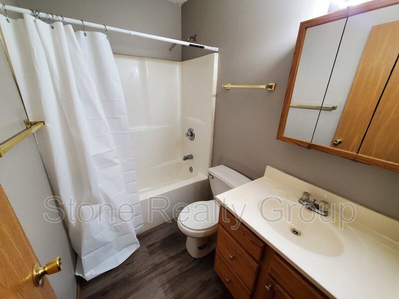 2316 7th Ave - Photo 7 of 10