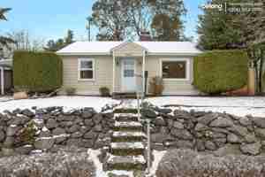 featured image of 9807 32nd Ave Sw