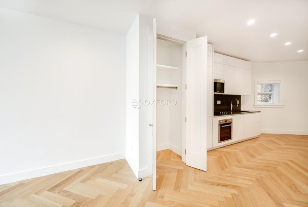 Prospect Park W #4L - Photo 2 of 11