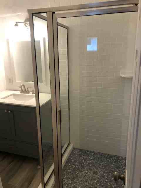 400 Graham Ave #1 - Photo 7 of 8