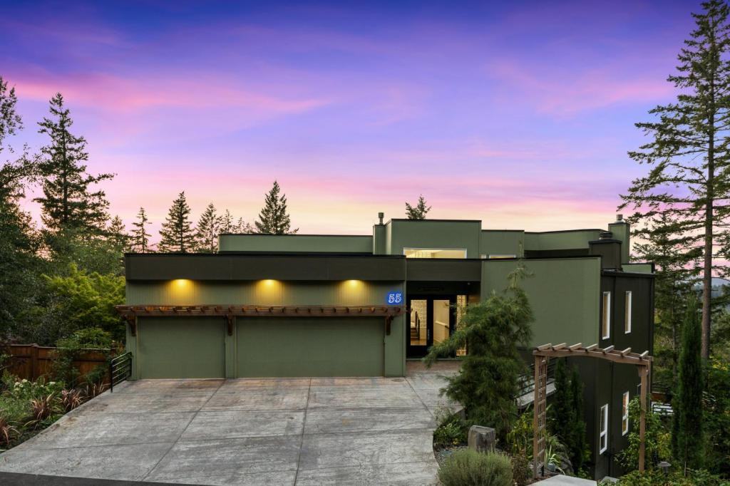 55 Eagle Crest Dr - Photo 2 of 41