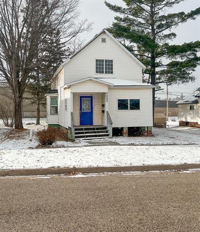 1005 Norway St - Photo 3 of 15