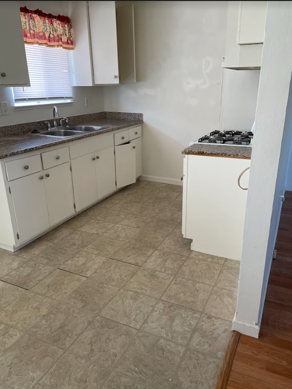 Rio Vista Apartments - Photo 5 of 12