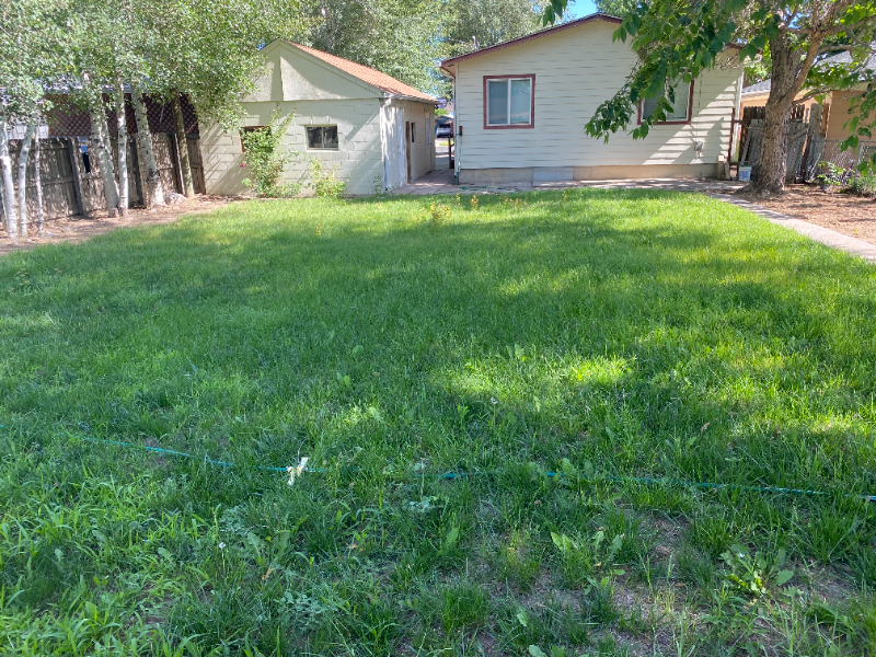 1108 Eaton St - Photo 3 of 15