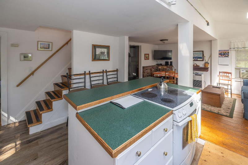 28 Thomas St - Photo 2 of 8