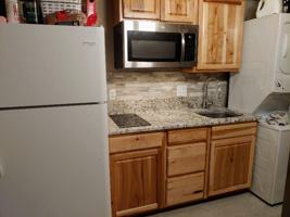 featured image of 1024 Shadow Point Dr #B