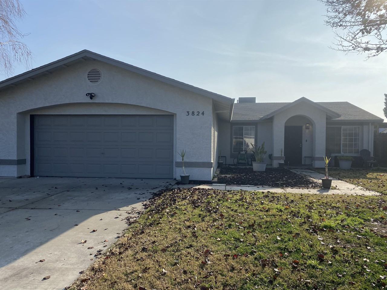 3824 Hollywood Dr #1 - Photo 3 of 19