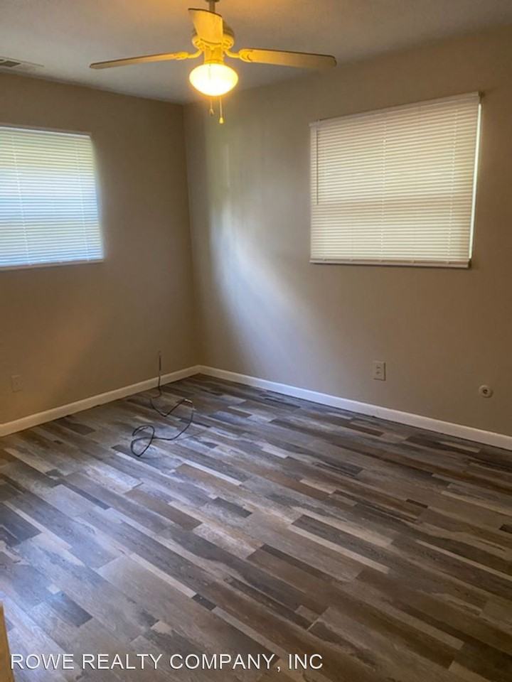 4886 CONNER ROAD - Photo 3 of 7