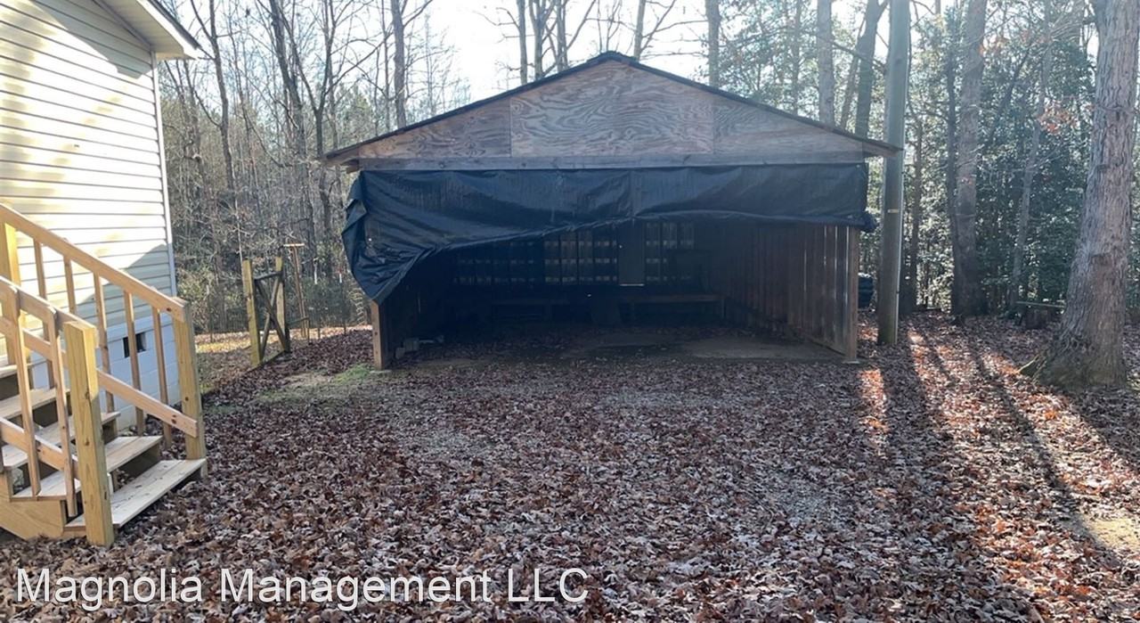 435 Summit Rd - Photo 2 of 11