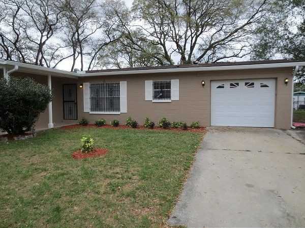 10905 N 21st St - Photo 2 of 21