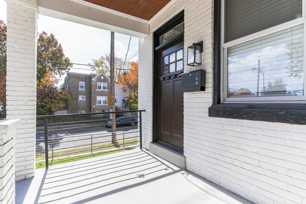 5300 5th St Nw - Photo 3 of 39