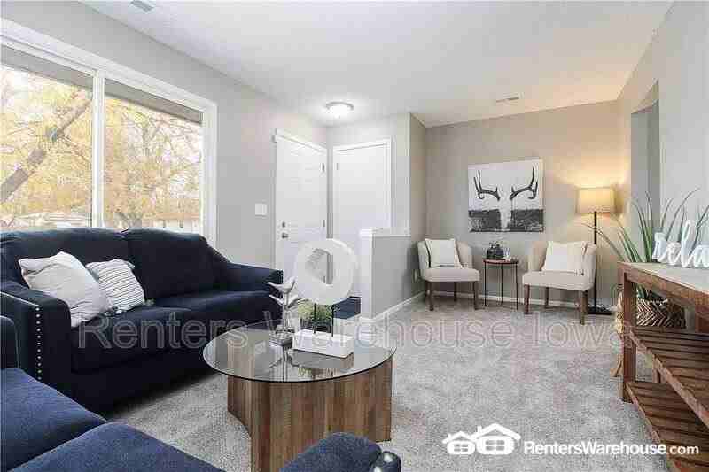 1933 E 25th St - Photo 4 of 18